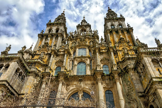 Discovering Compostela: A Traveler's Guide To Santiago De Compostela