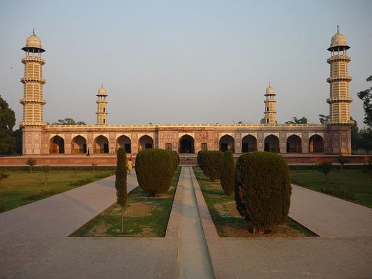 Top Historical Sites In Shekhupura