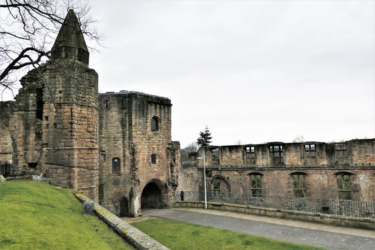 Dunfermline's Historical Landmarks Guide