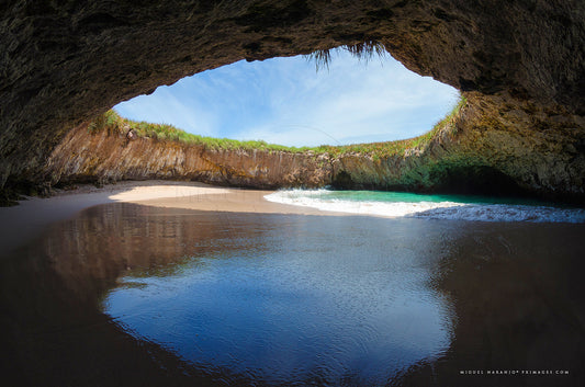 La Blanca's Hidden Beaches: A Coastal Paradise