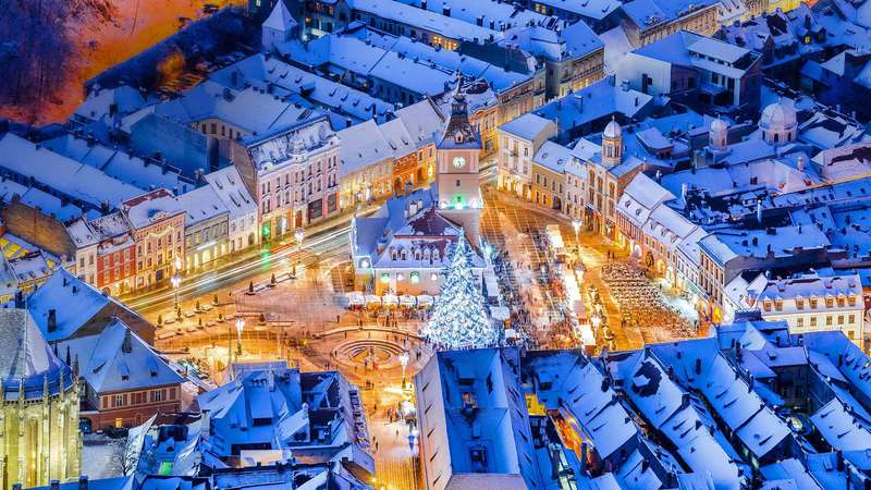 Brașov's Christmas Market: A Unique Holiday Experience
