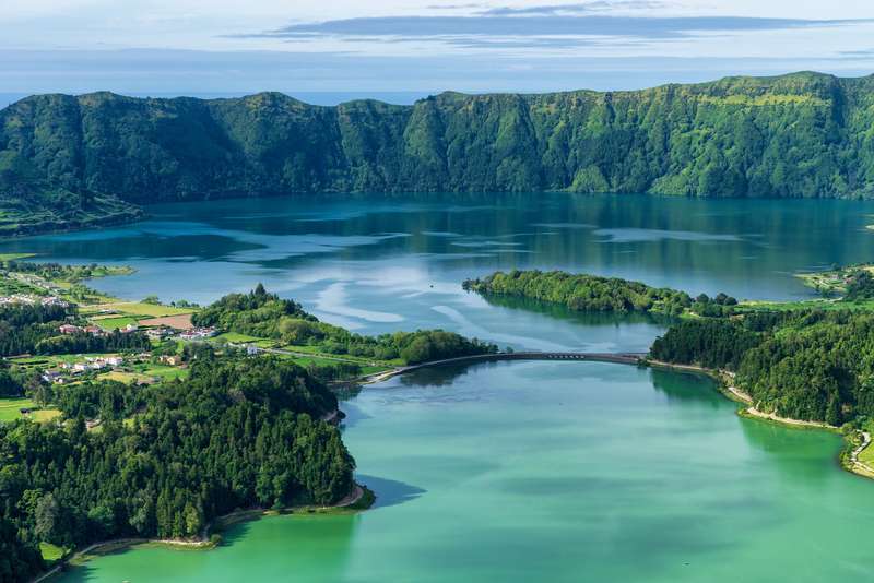 Unraveling the Myth of the Seven Cities in the Azores