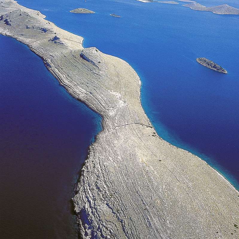Cycling Through Kornati's Lesser-Known Islands: A Unique Ride