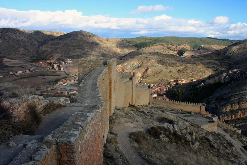 Exploring Albarracín: Spain's Medieval Town with Pink-Hued Walls