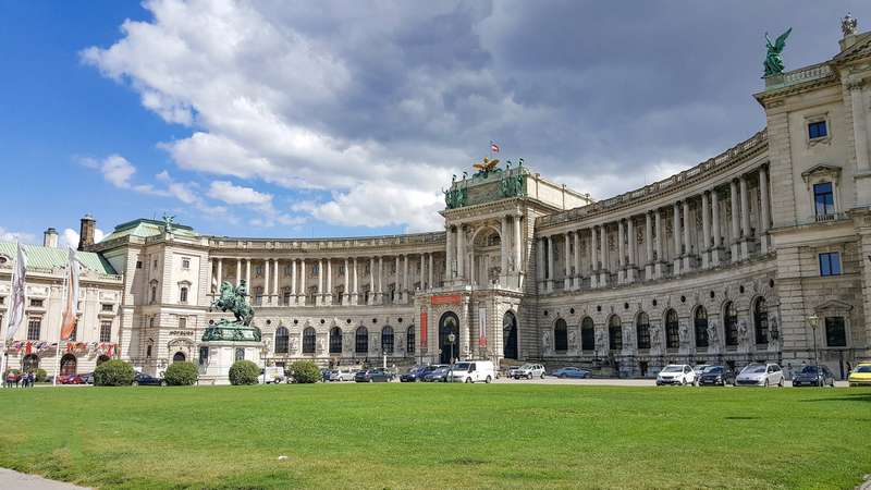 Vienna's Mulled Wine Rituals: A Warm Evening on the Danube
