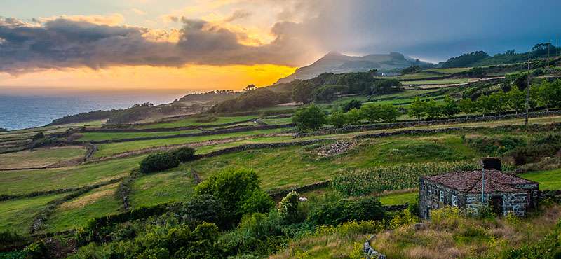 Exploring São Jorge's Historic Settlements and Their Stories