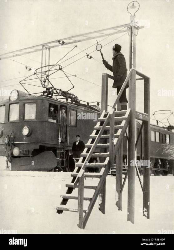 Lapland Express: Witnessing the Northern Lights by Train