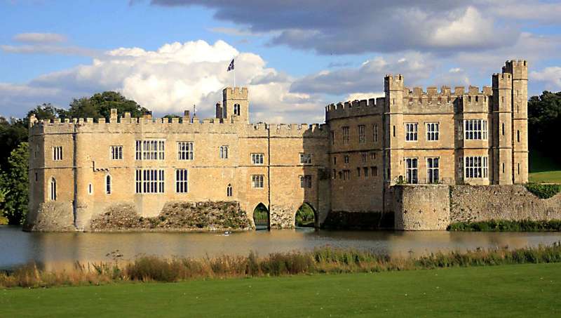 Leeds Castle's Dog Collar Collection: A Historical Insight