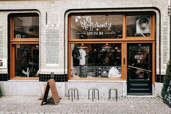 Caffeine and Canal Strolls: Utrecht’s Lesser-Known Cafe Treasures
