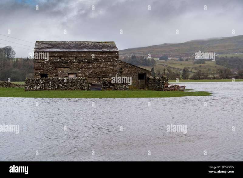 Sudden Thaws: Hidden Dangers for Canal Skaters