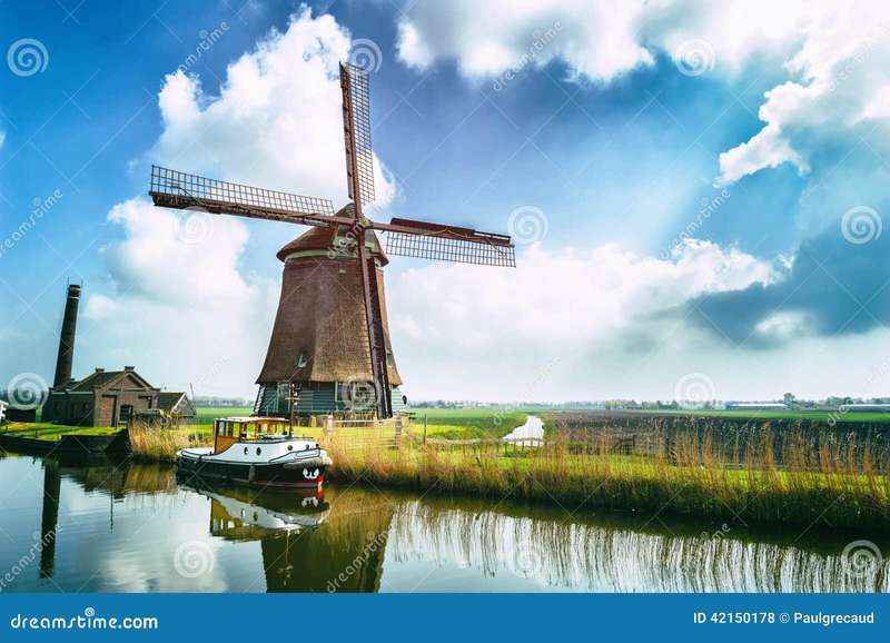 Creating Dutch Windmill Scenes in Winter Art Workshops